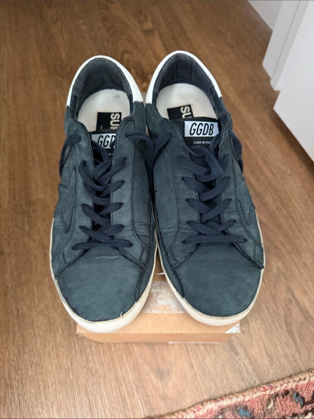 Golden Goose Navy Suede Low-Top Sneakers 39 8.5 unisex